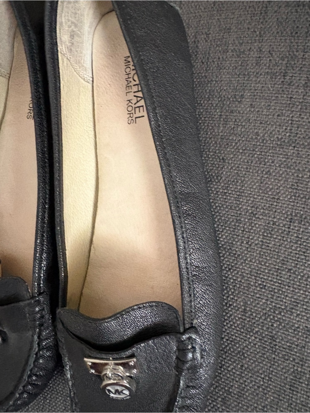Michael Kors Black Leather Slip On Loafers Size 9.5 Pre Owned - Picture 3 of 9
